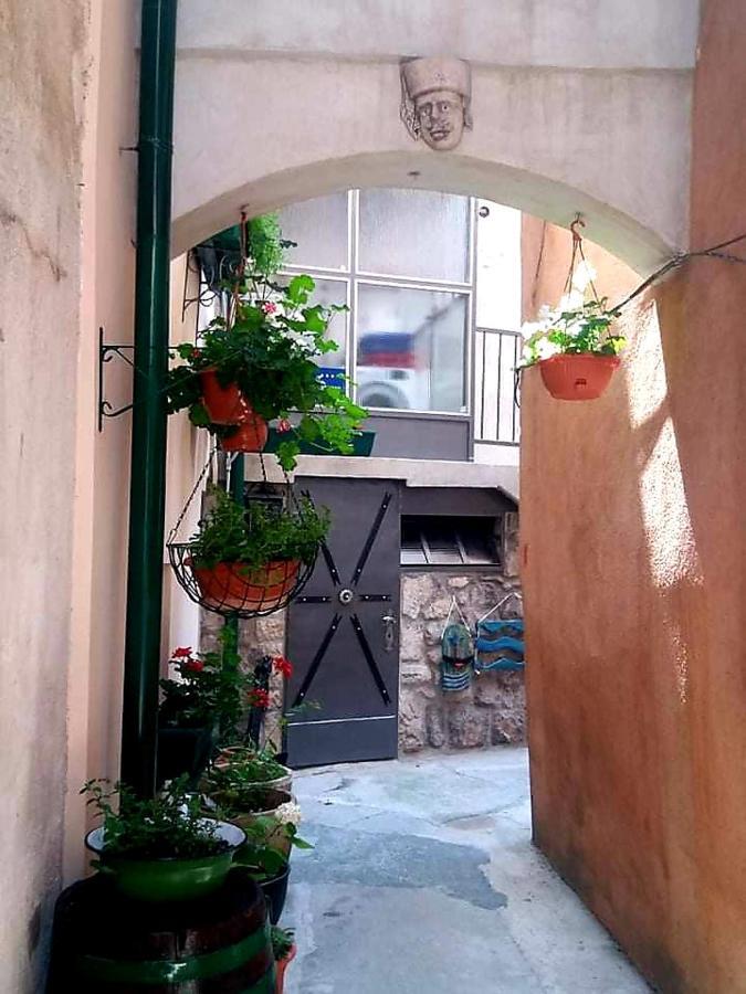 Apartmani Frankopan 1 Senj  Esterno foto