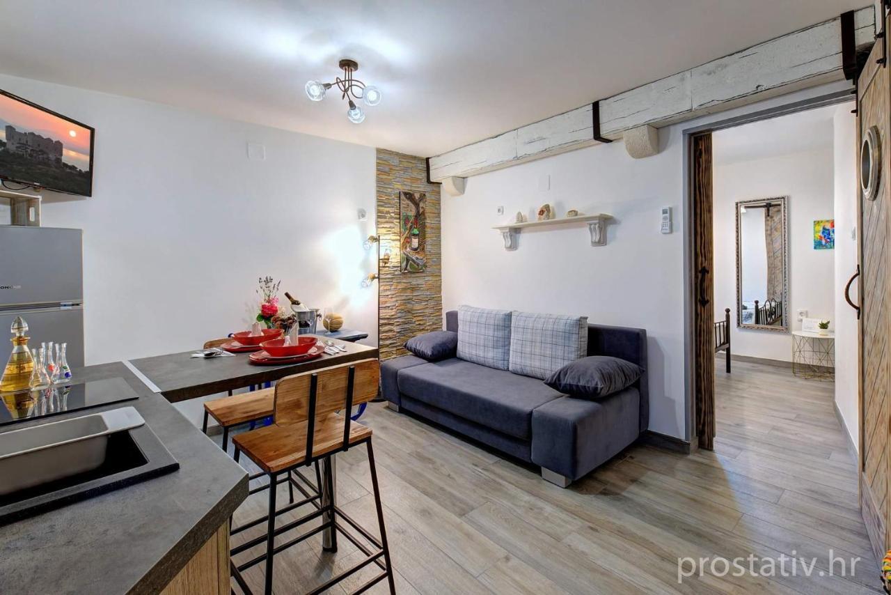 Apartmani Frankopan 1 Senj  Esterno foto