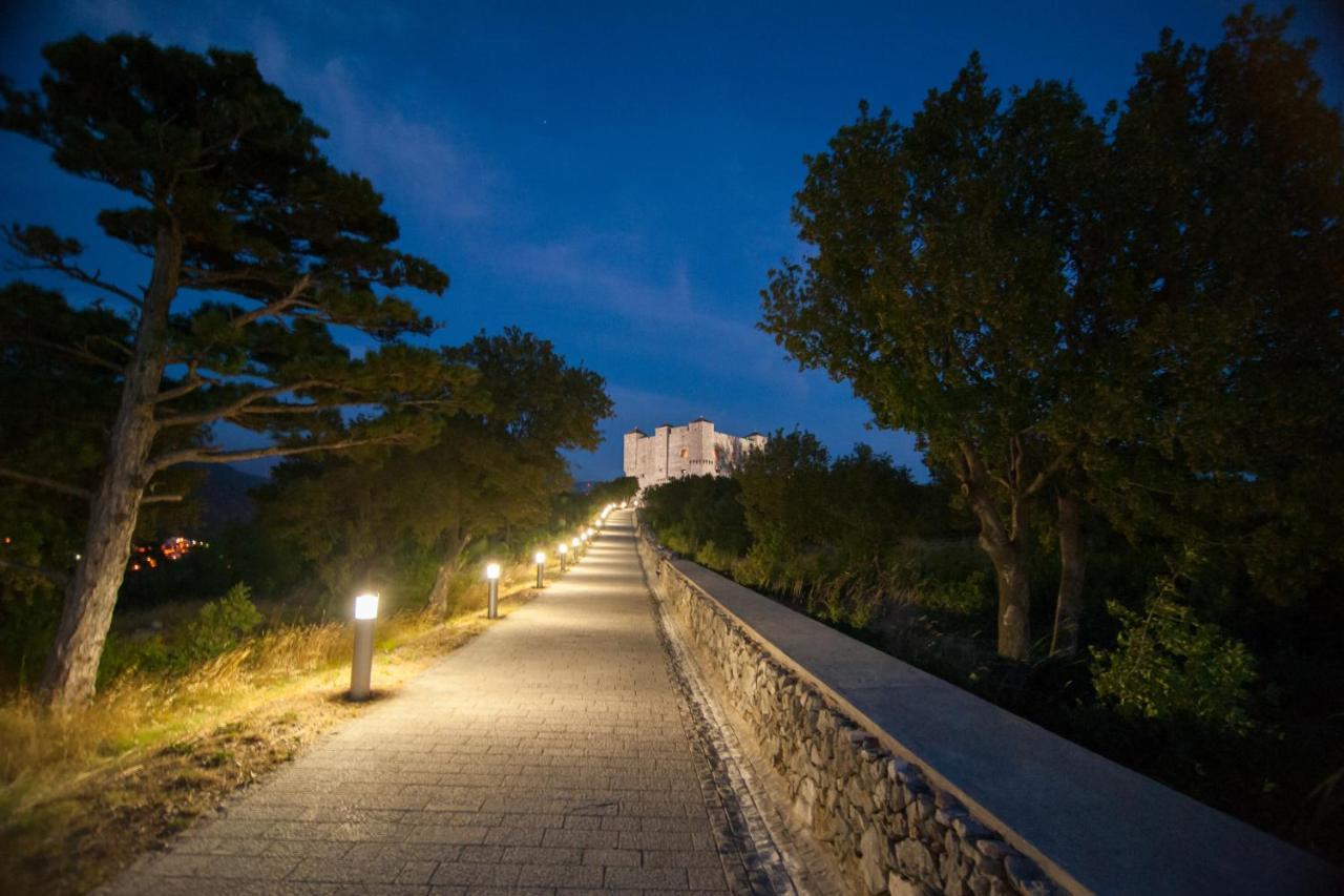 Apartmani Frankopan 1 Senj  Esterno foto